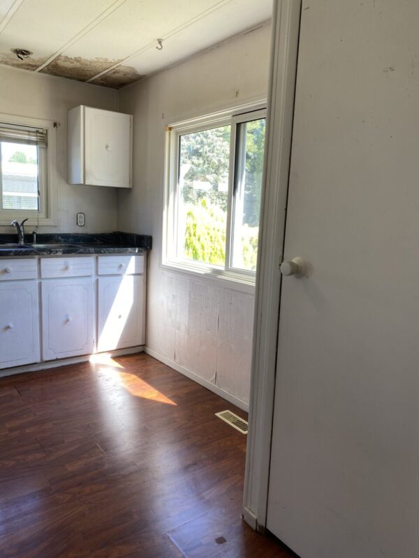 #10 BCG Mobile Home for Sale - Image 8