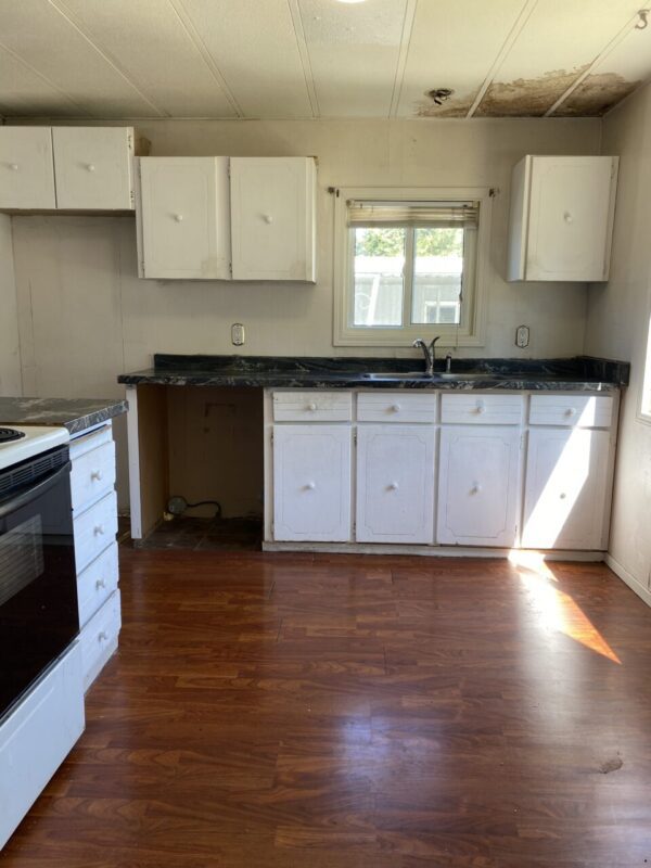 #10 BCG Mobile Home for Sale - Image 5