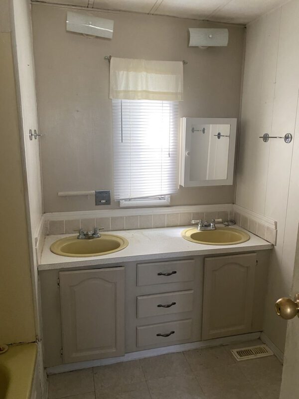 #36 BCG Mobile Home for Sale - Image 10