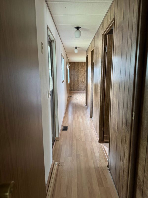 #39 BCG Mobile Home for Sale - Image 3