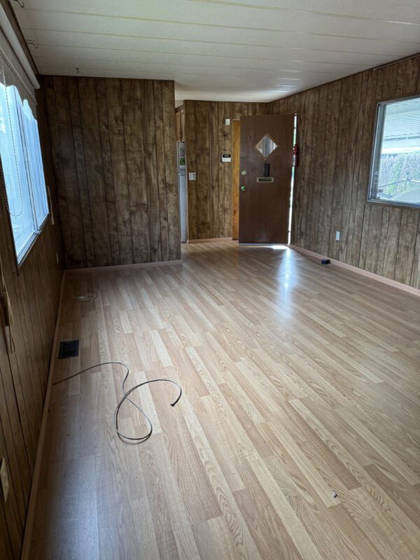 #39 BCG Mobile Home for Sale - Image 2