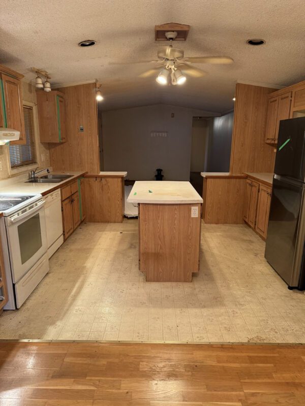 #101 BCG Mobile Home for Sale - Image 16